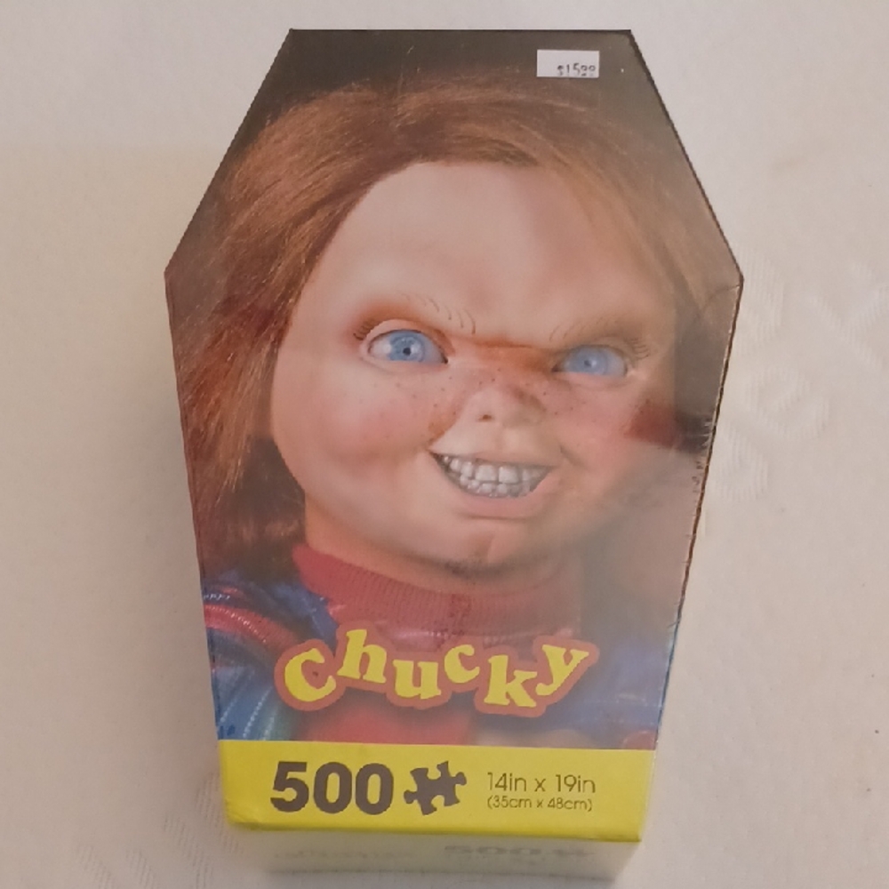 Chucky 500-Piece Puzzle in Blue and Yellow
